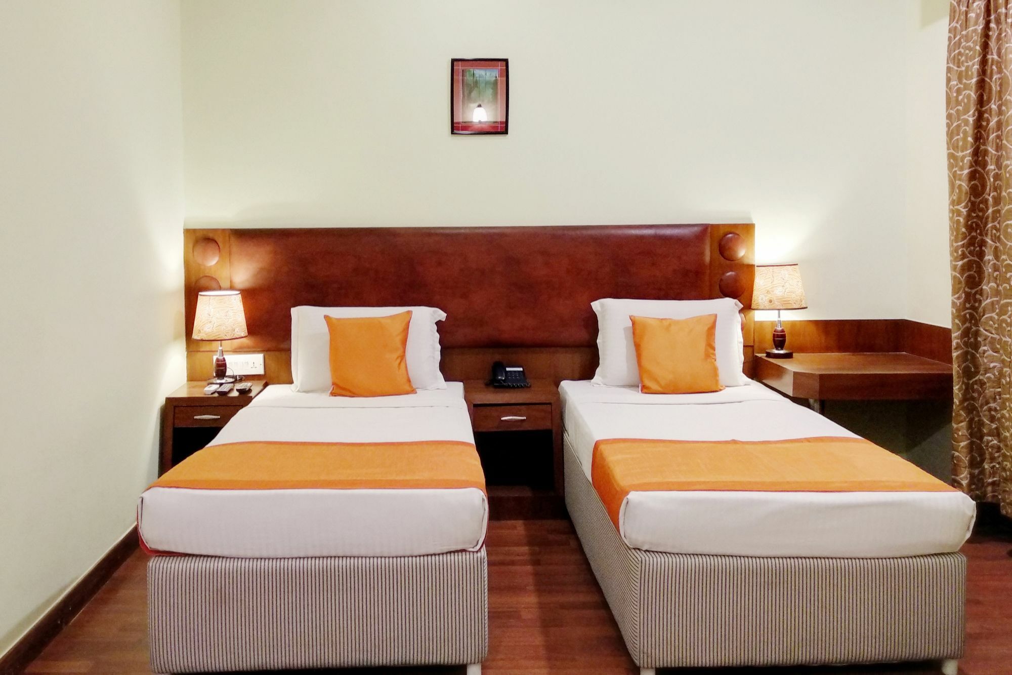 Oyo 9925 The Ocea International Hotell Bangalore Exteriör bild
