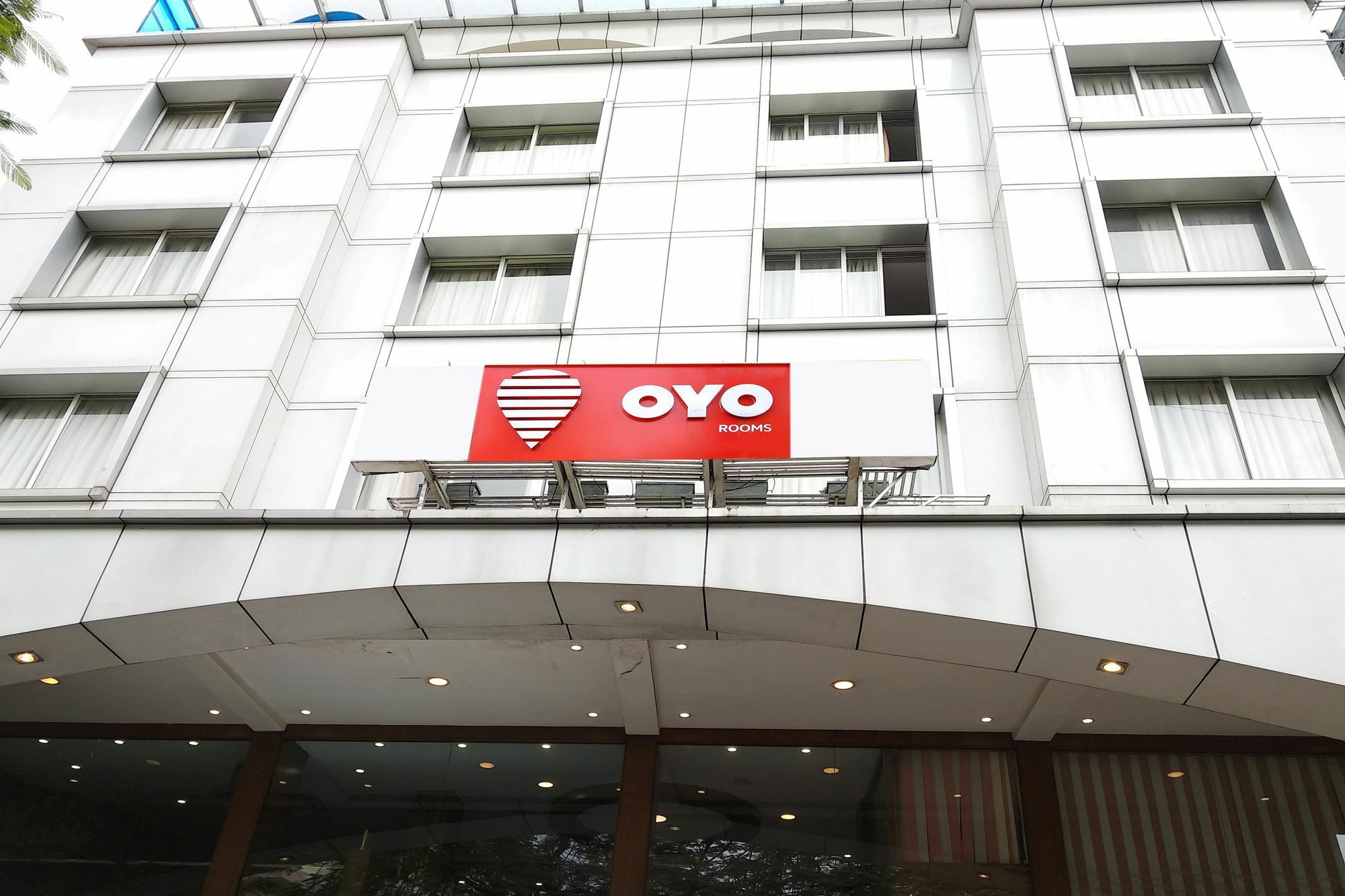Oyo 9925 The Ocea International Hotell Bangalore Exteriör bild