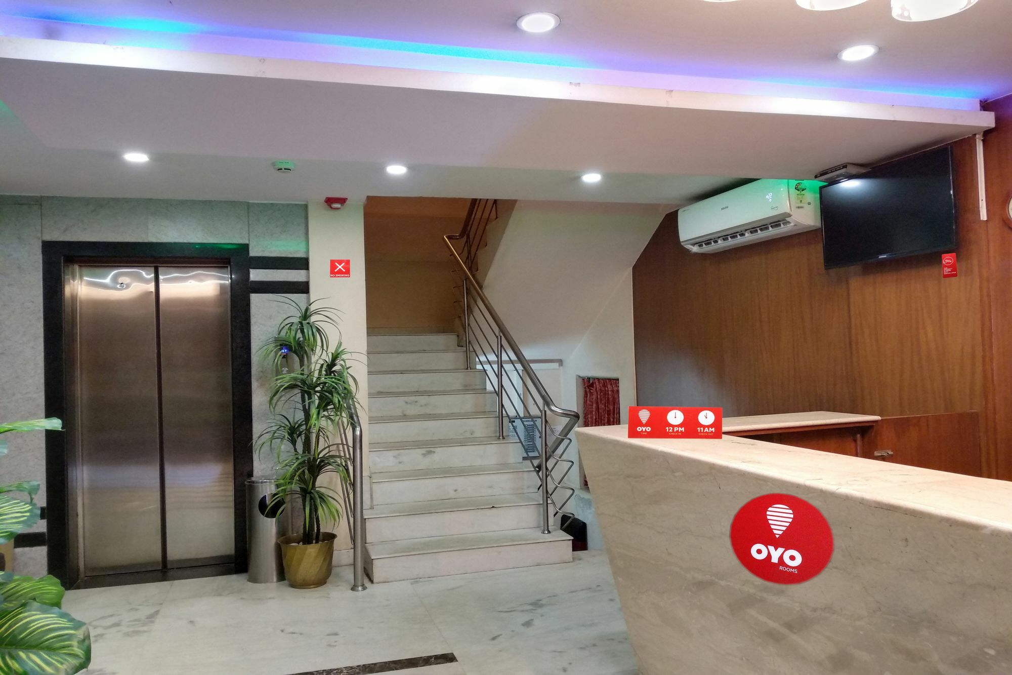 Oyo 9925 The Ocea International Hotell Bangalore Exteriör bild